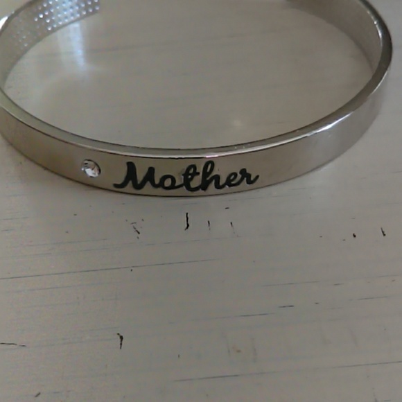 Mother bracelet with crystal detail - Picture 2 of 2